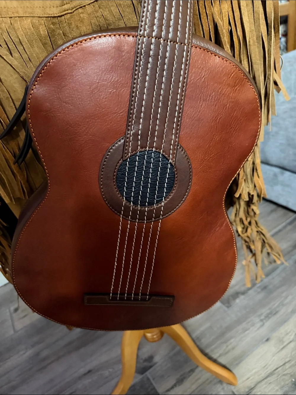 L’ Artigiano Sarrentino Leather Guitar Backpack NWT Very Nice